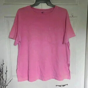 Women's Old Navy Pink Cotton Tee - Size M - Fits more a  Large